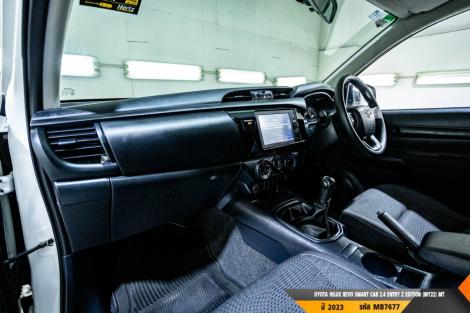 TOYOTA HILUX REVO  MT ปี 2023#8