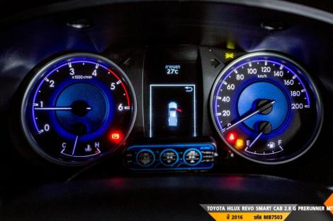TOYOTA HILUX REVO  MT ปี 2016#9
