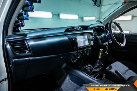 TOYOTA HILUX REVO MT ปี 2021#10