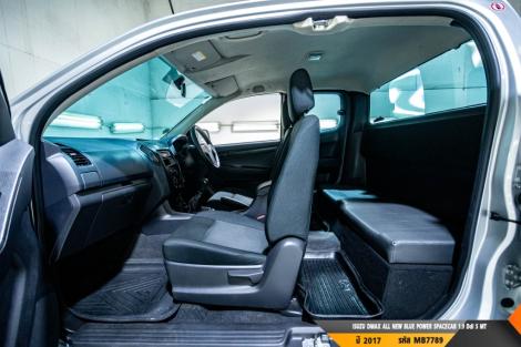 ISUZU DMAX SPACECAB  AT ปี 2017#7