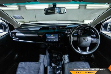 TOYOTA HILUX REVO MT ปี 2021#8