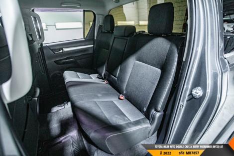 TOYOTA HILUX REVO AT ปี 2022#12