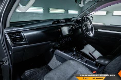 TOYOTA HILUX REVO AT ปี 2022#13