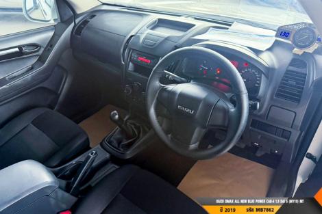 ISUZU DMAX CAB-4  MT ปี 2019#2