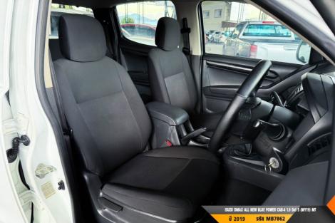 ISUZU DMAX CAB-4  MT ปี 2019#6