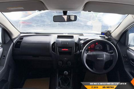 ISUZU DMAX CAB-4  MT ปี 2019#8
