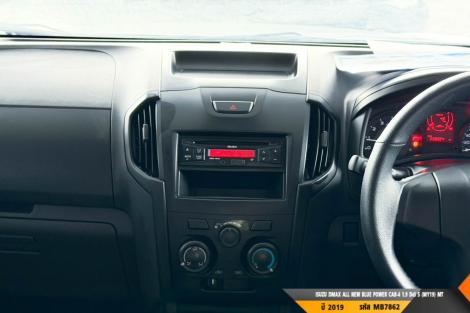 ISUZU DMAX CAB-4  MT ปี 2019#9