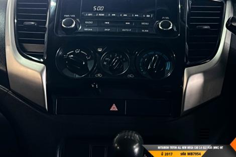 MITSUBISHI TRITON MT ปี 2017#11
