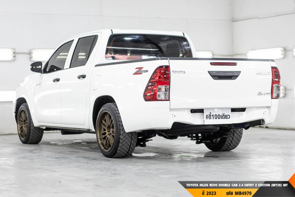 TOYOTA HILUX REVO  MT ปี 2023#6