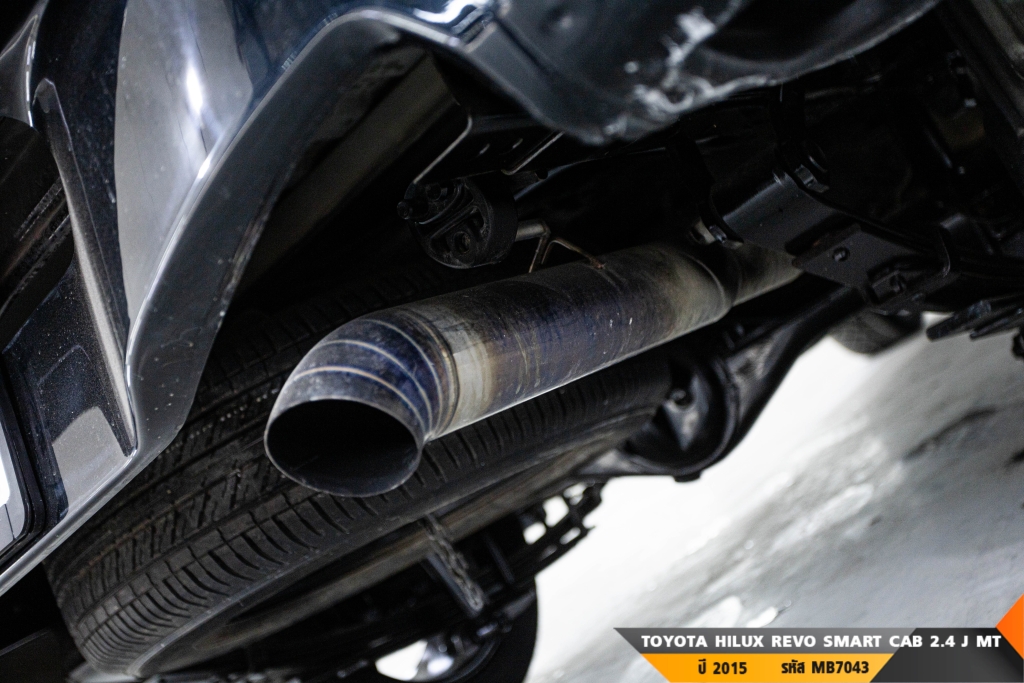 TOYOTA HILUX REVO MT ปี 2015#11
