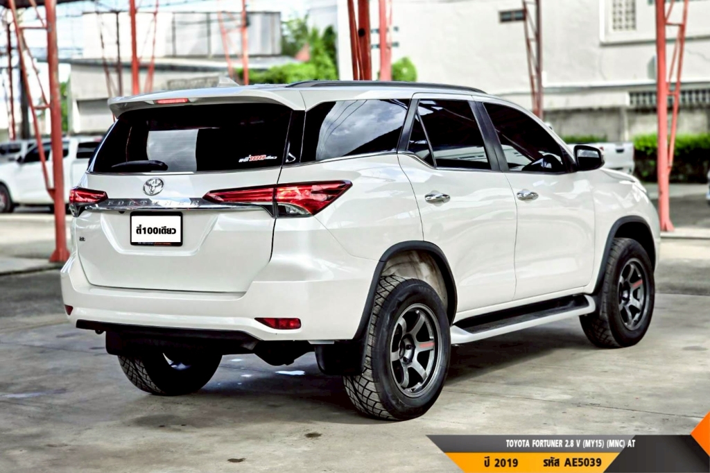 TOYOTA FORTUNER AT ปี 2019#4