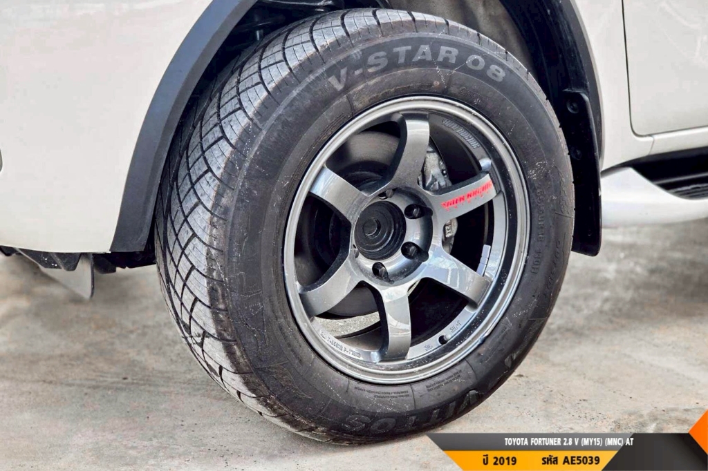 TOYOTA FORTUNER AT ปี 2019#7