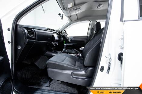 TOYOTA HILUX REVO MT ปี 2023#13