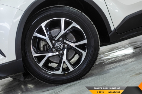 TOYOTA C-HR AT ปี 2019#4