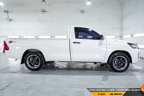 TOYOTA HILUX REVO MT ปี 2023#9