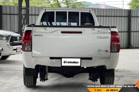 TOYOTA HILUX REVO  MT ปี 2021#8