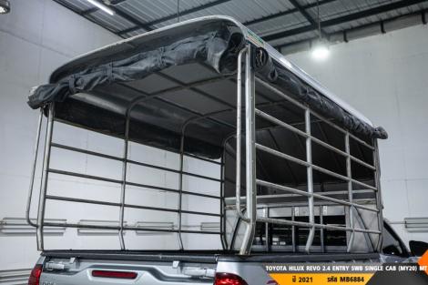 TOYOTA HILUX REVO  MT ปี 2021#9