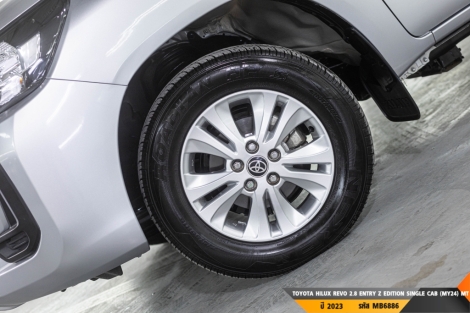 TOYOTA HILUX REVO MT ปี 2023#3