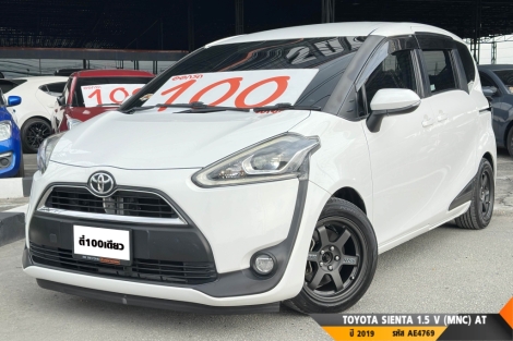 TOYOTA SIENTA 1.5 V (MNC)  AT ปี 2019 ราคา 499,000.- (#BM2025121607)