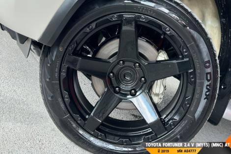 TOYOTA FORTUNER  AT ปี 2019#1