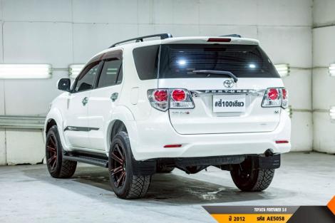 TOYOTA FORTUNER  AT ปี 2012#4