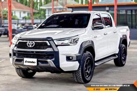 TOYOTA HILUX REVO CAB 2.4 MID PRERUNNER (MY22)  MT ปี 2023 ราคา 729,000.- (#BM2026071810)